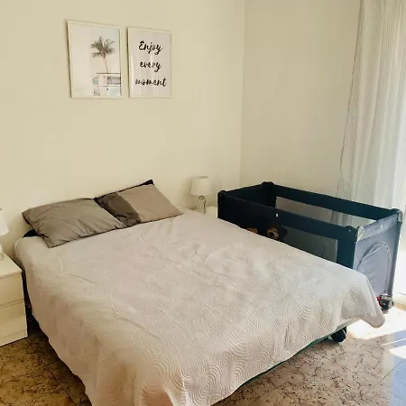 Amazing Time With 3 Bedrooms, 100m To The Grand Apartment *